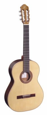 R210 i gruppen Gitar / Klassisk og Spansk Gitar / Ortega / 4/4 Scale / Full Size Standard hos Crafton Musik AB (332176053249)